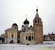  / STARITSA   .   (. 1530 ),     (1570),     (1694) / Uspensky cloister. Uspensky cathedral (abt. 1530), refectory with Vvedenskaya church (1570)