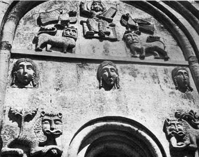 Фрагмент декора церкви Покрова на Нерли.