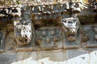 A fragment of decoration of the Church of Saint-Savinien in Saint-Savinien-du-port (Saint-Savinien-du-Port), the Department of Charente Maritime (Charente-Maritime), France.