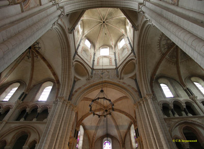 The dome above the crossing of the Romanesque Cathedral in Limburg on Lana.